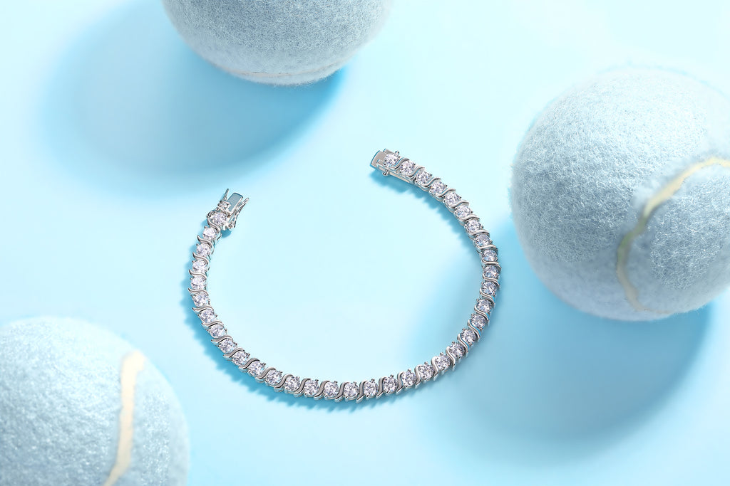 Set With Top-quality Moissanite, This Luxurious And Fashionable Light Luxury Trend Jewelry Silver Bracelet Is Made Of S925 Silver Electroplated With Platinum